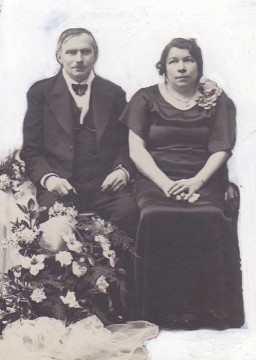 Ma grand-mère, née Binet, épouse Durchon, lors de son mariage le 12 juillet 1913