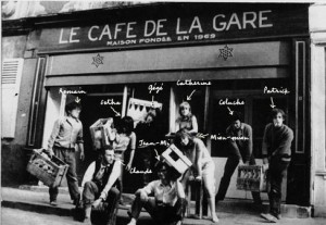 Le premier Café de la Gare créé par Romain Bouteille. Repris par Coluche, il deviendra le Vrai Chic Parisien.